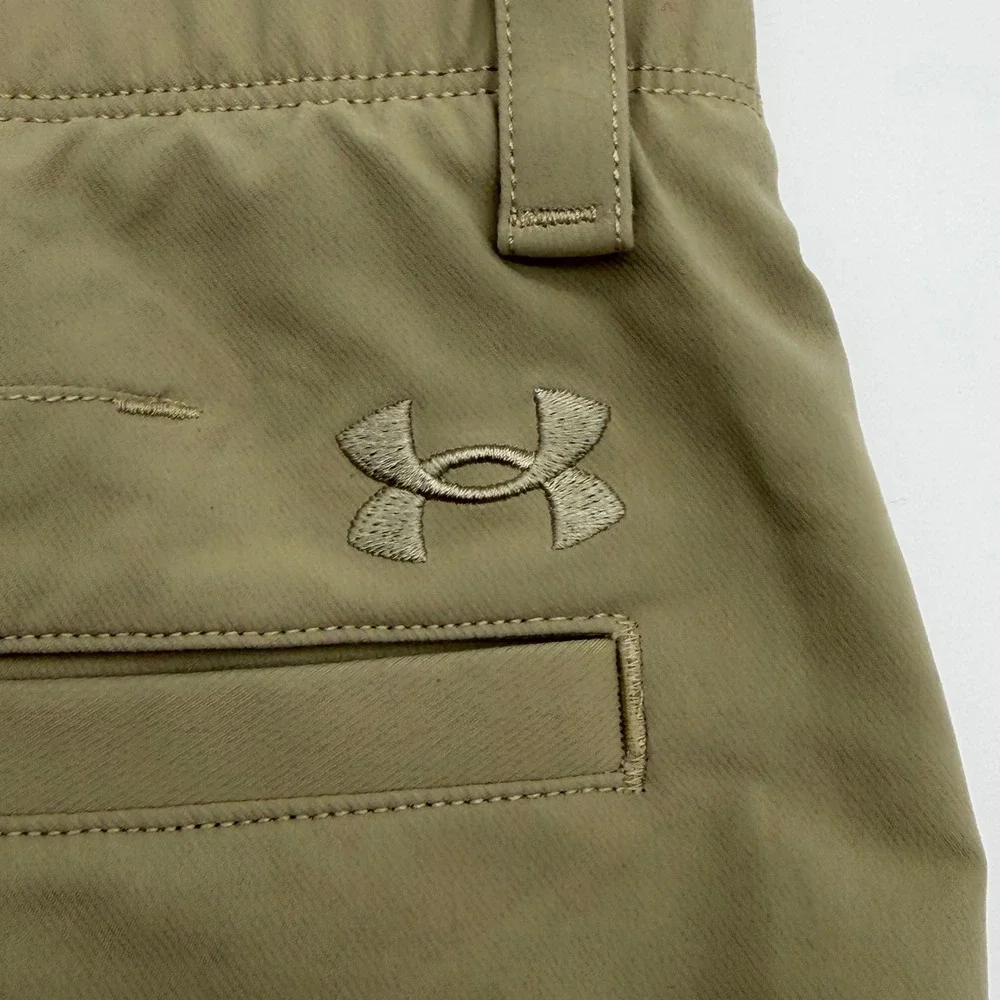 Under Armour Mens HeatGear Golf Shorts Tan Khaki‎ Loose Fit Size 38 RN 96510